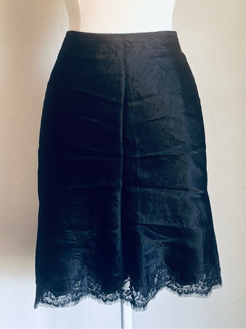 J.Crew Textured Black Lace-Hem Slip Skirt, Sz Small